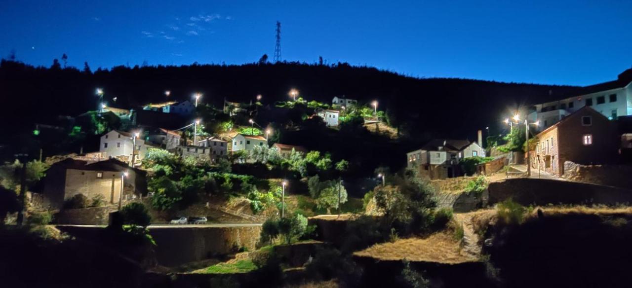 A Casa da Natália Vendégház Cha de Alvares Kültér fotó